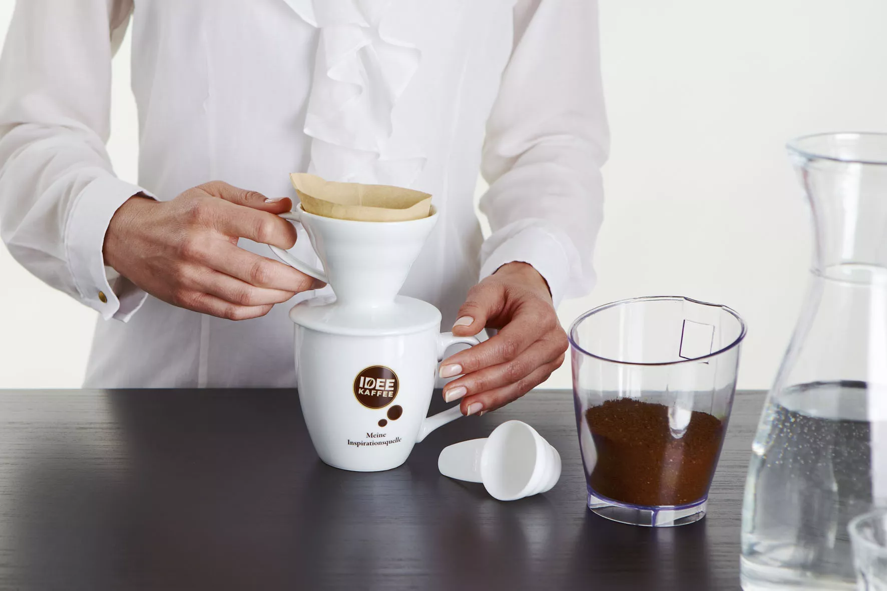 Handgefilteter Kaffee trägt schon bei der genüsslichen Zubereitung zur Entschleunigung bei.