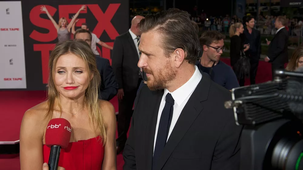 Eine natürliche Cameron Diaz und ein fiebriger Jason Segel bei der Premiere von „Sex-Tape“ in Berlin.